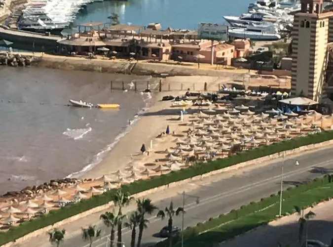 Alpesi faház In Porto Sokhna - Pyramids - Families Only Ajn-Szuhna